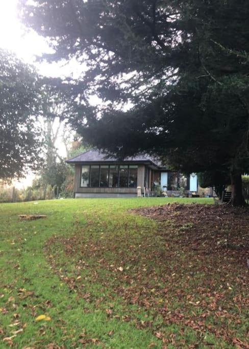 Springwood - Royal Hillsborough Exterior foto